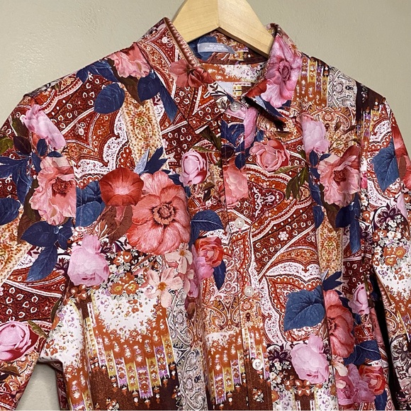 Chico’s No-Iron Tapestry Blouse Women Size 12 Pink Blue Floral Paisley Office - Picture 3 of 8